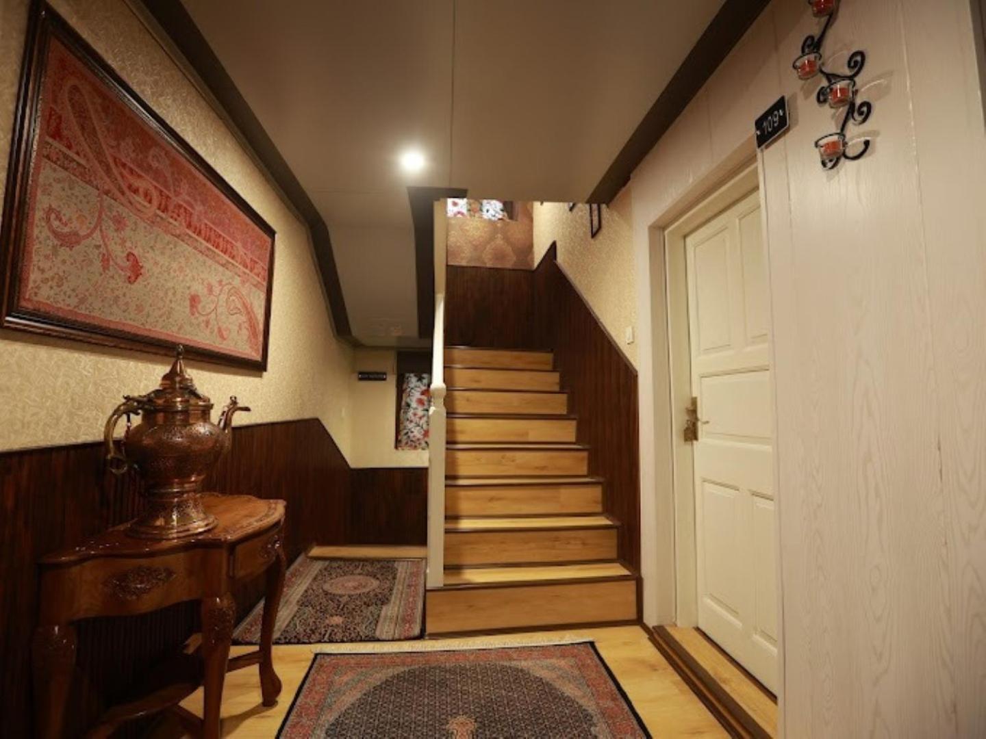 Homestay Aala Residency , *