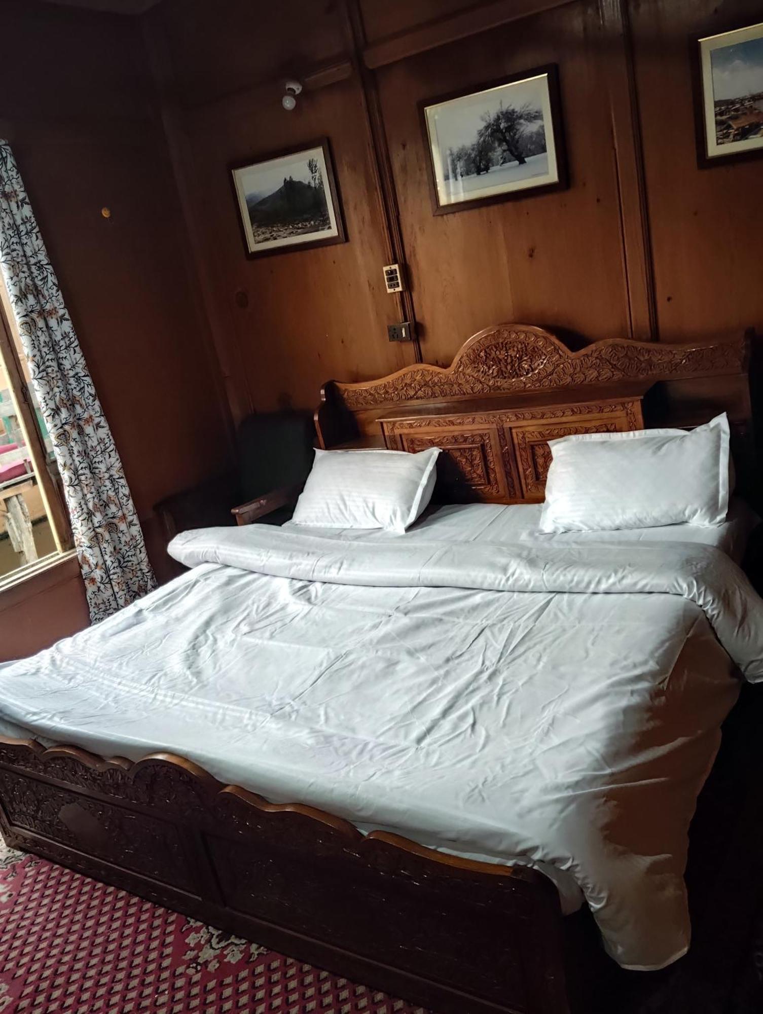 Guest house Guna Srinagar (Jammu and Kashmir)
