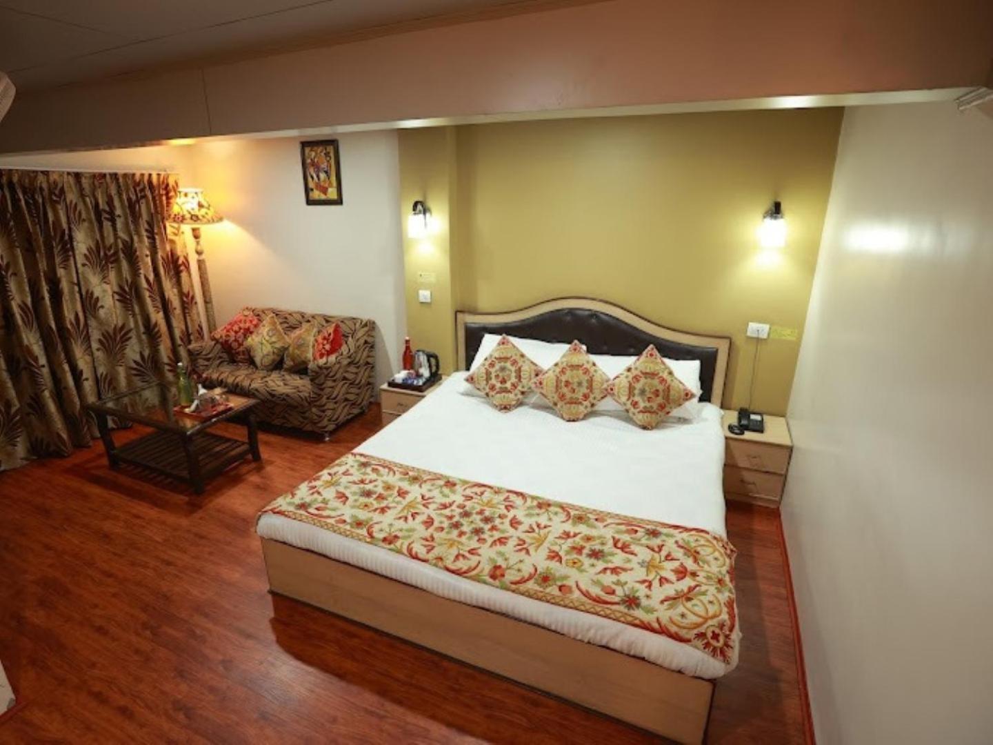 Aala Residency , Homestay