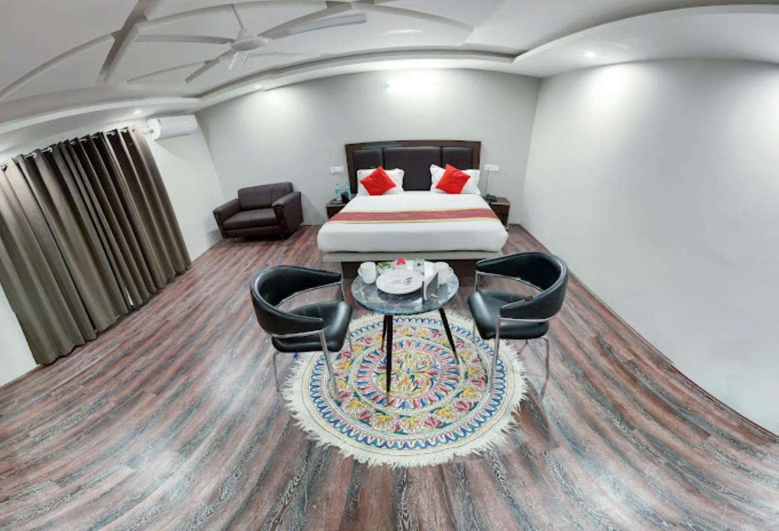 Hotel German Residency , Srinagar (Jammu and Kashmir)