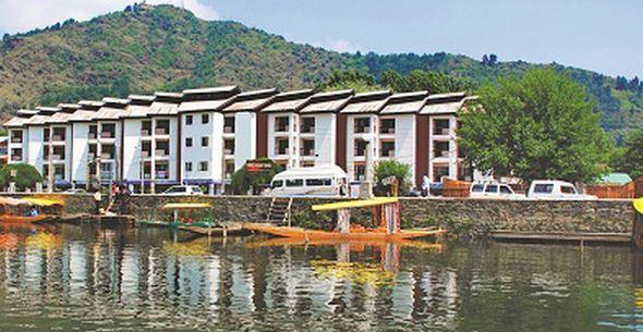 Pride Continental Hotel Srinagar (Jammu and Kashmir)