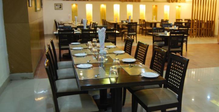 Hotel Oyo 4642 Nishat View 3*
