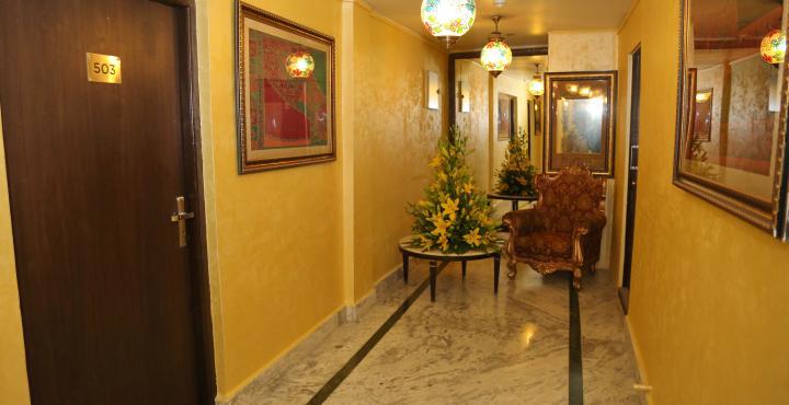 Batra And Residences Hotel