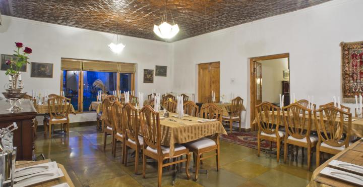 Dar-es-salam Hotel Srinagar (Jammu and Kashmir)