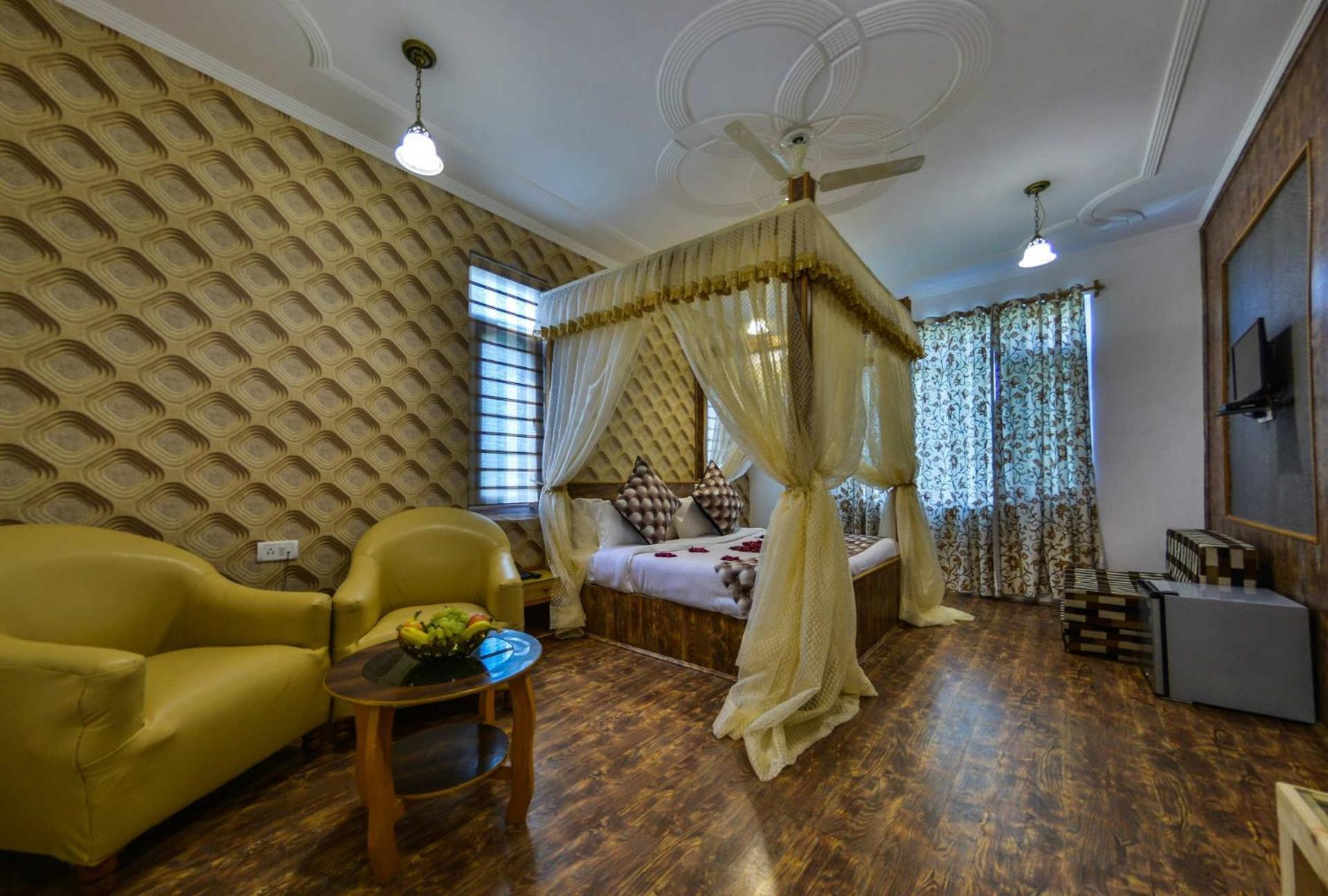 Pearl Continental