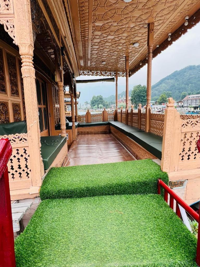 Botel The Hayat Group Of Houseboats 4*