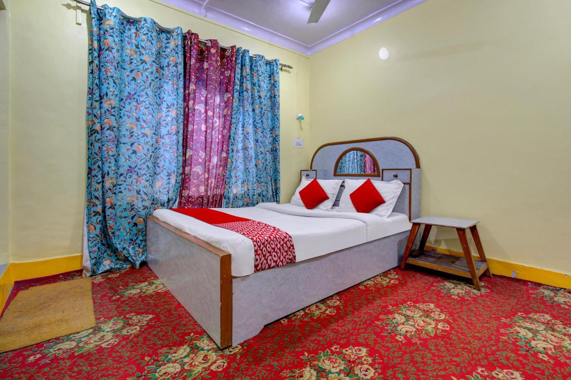 O Tufkash Hotel Srinagar (Jammu and Kashmir)