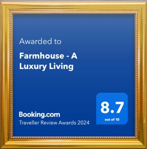 - A Luxury Living Apartment *
