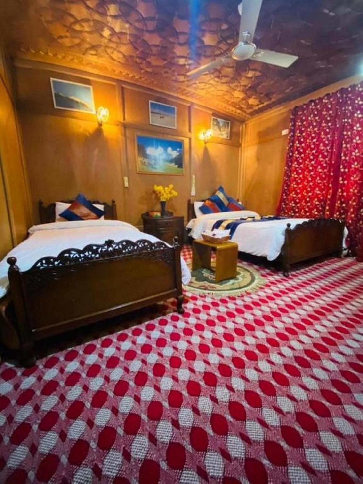 Hotel The Heritage Group Of Houseboats 4*