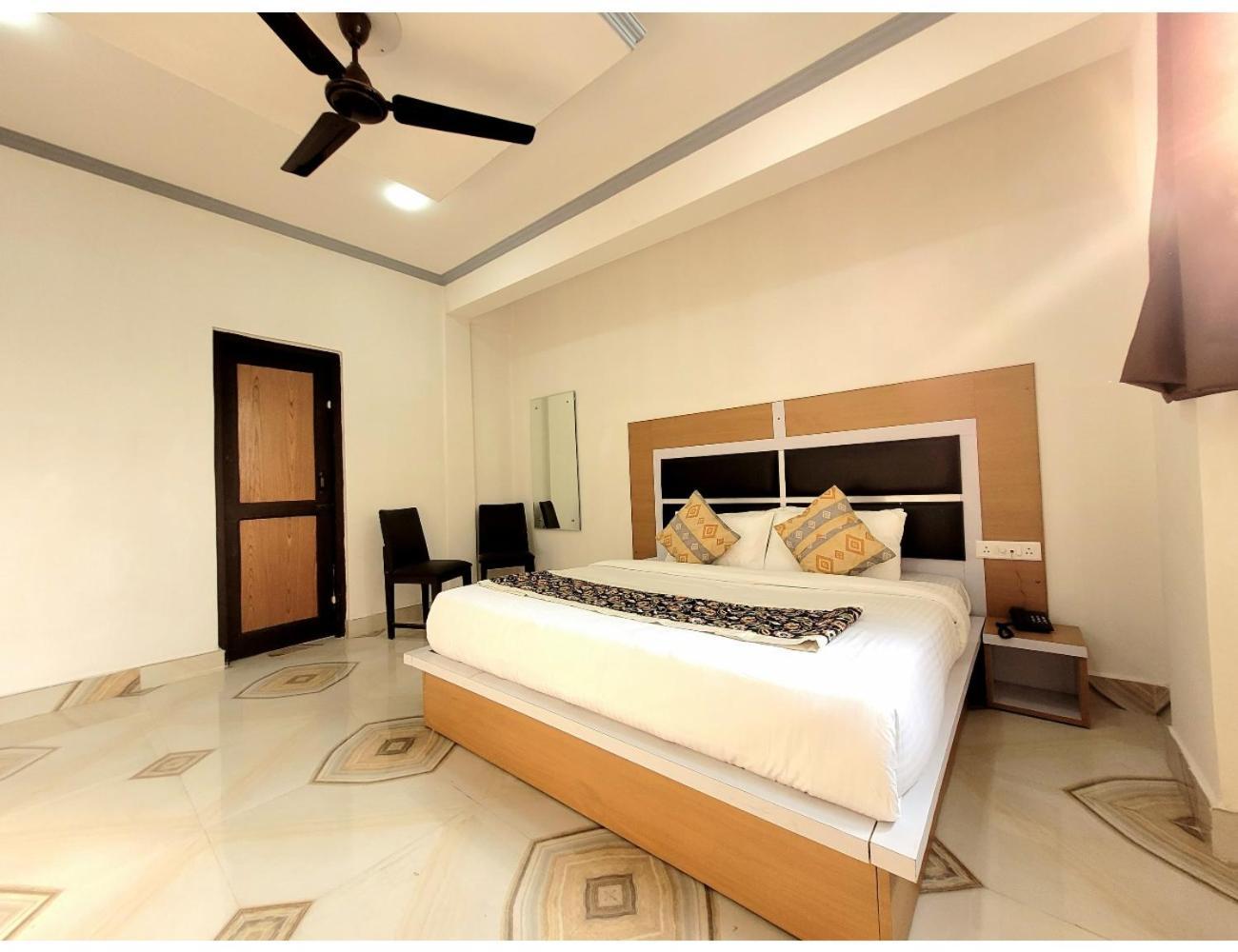 Homestay Snowlight, Khaniyar,