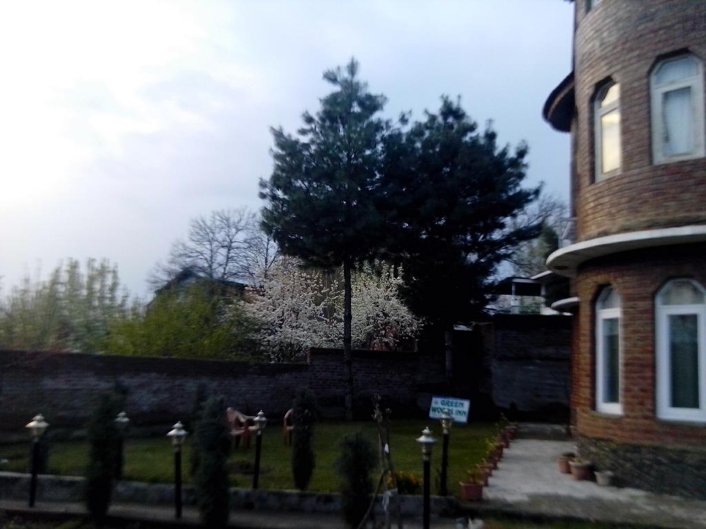 Greenwoods 3* Srinagar (Jammu and Kashmir)
