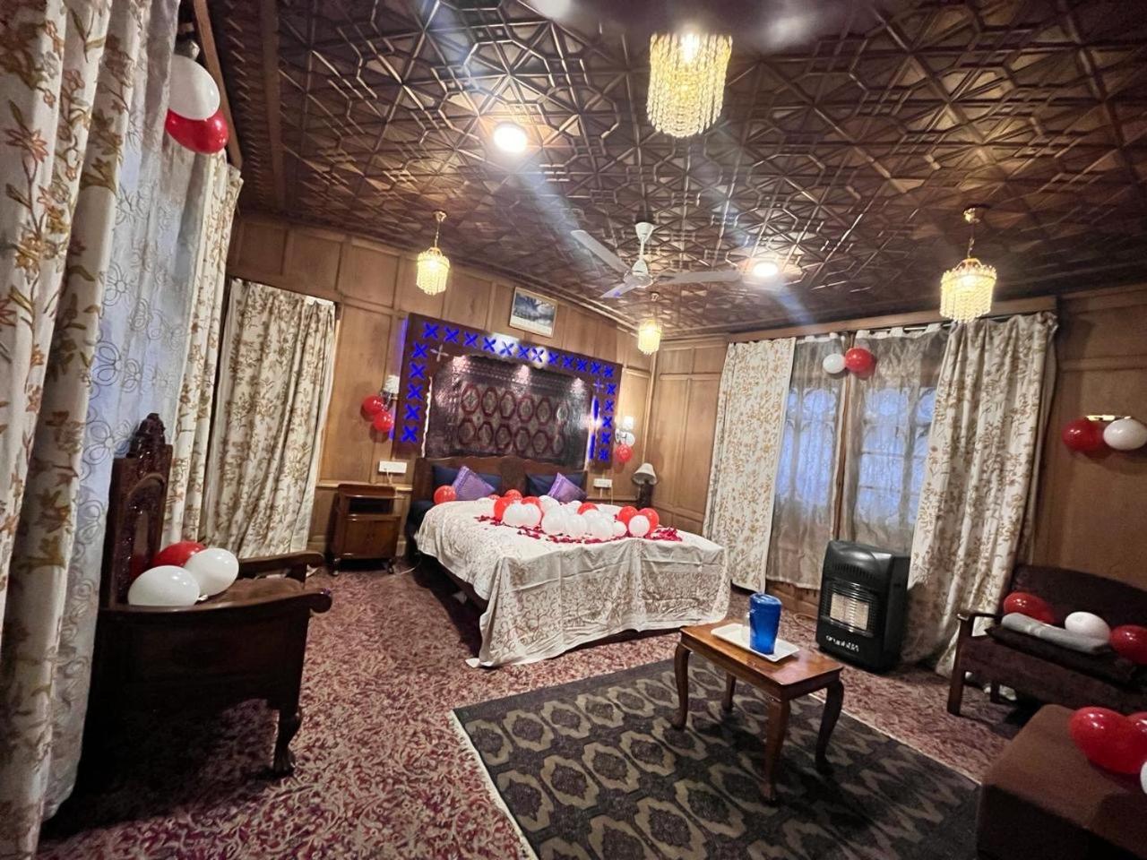 The Heritage Group Of Houseboats Srinagar (Jammu and Kashmir)