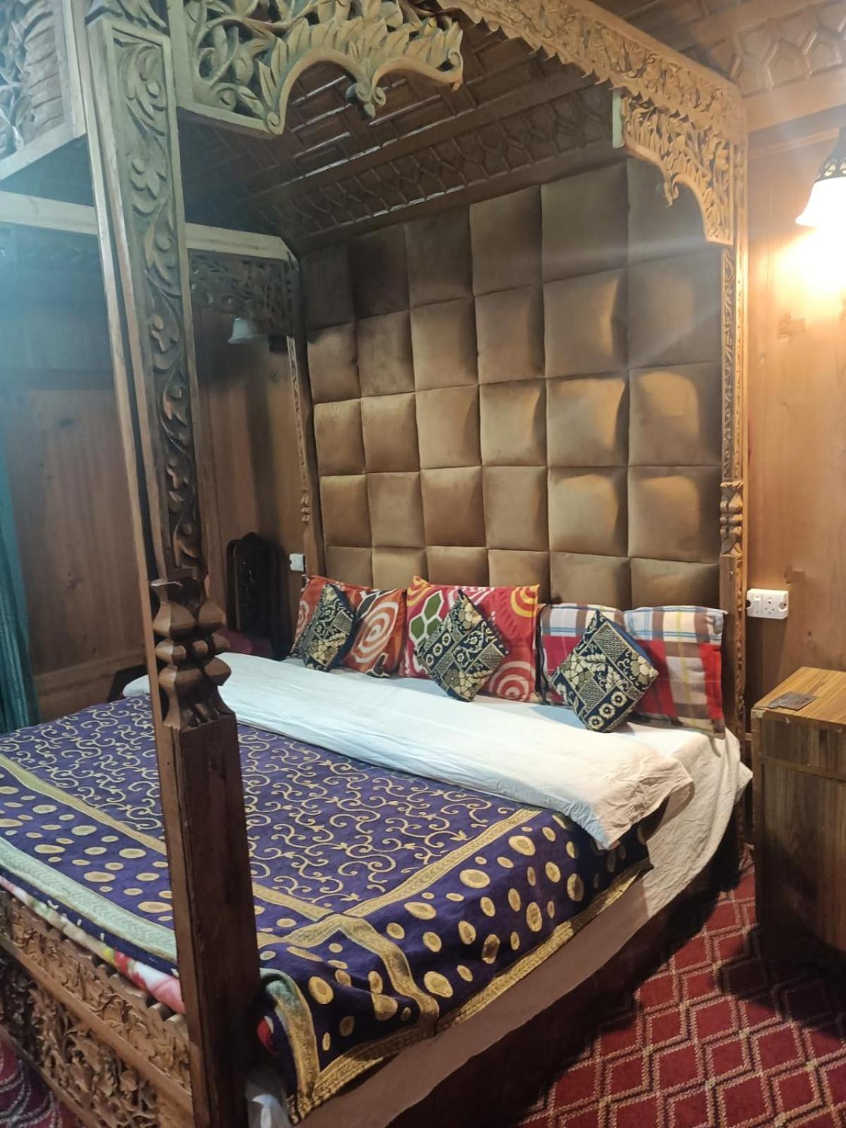 Heritage Amina Group Of Houseboats Srinagar (Jammu and Kashmir)