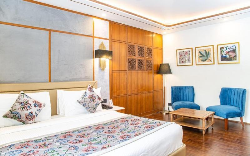 Hotel Lemon Tree Srinagar (Jammu and Kashmir)
