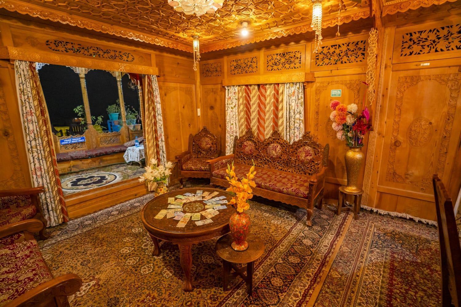 Anam Group Of Houseboats Hotel 4*