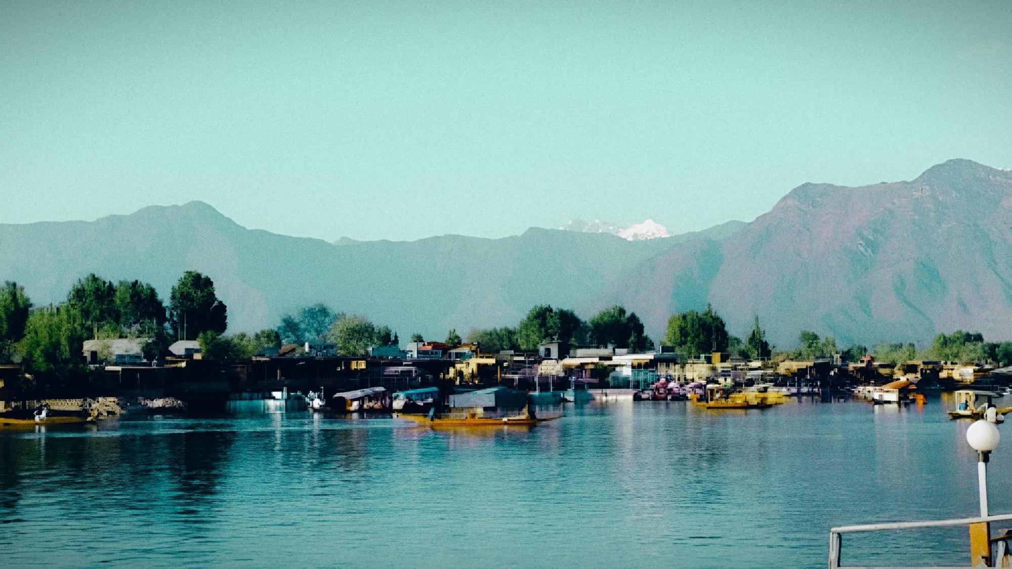 Hotel Anam Group Of Houseboats