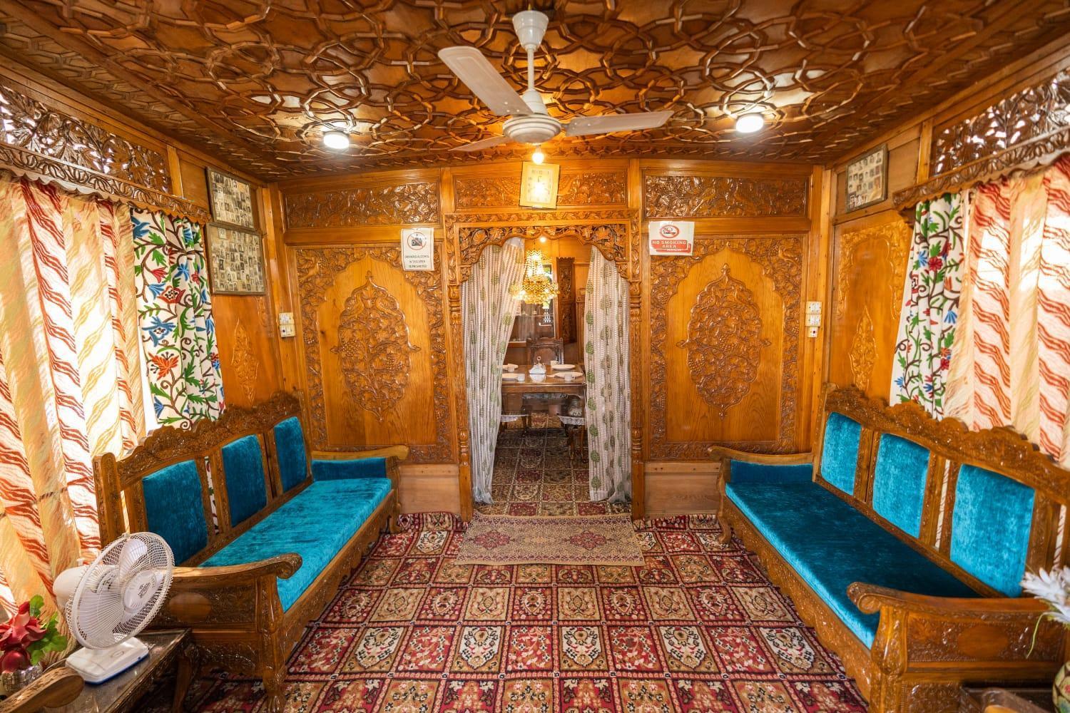 Anam Group Of Houseboats Hotel Srinagar (Jammu and Kashmir)