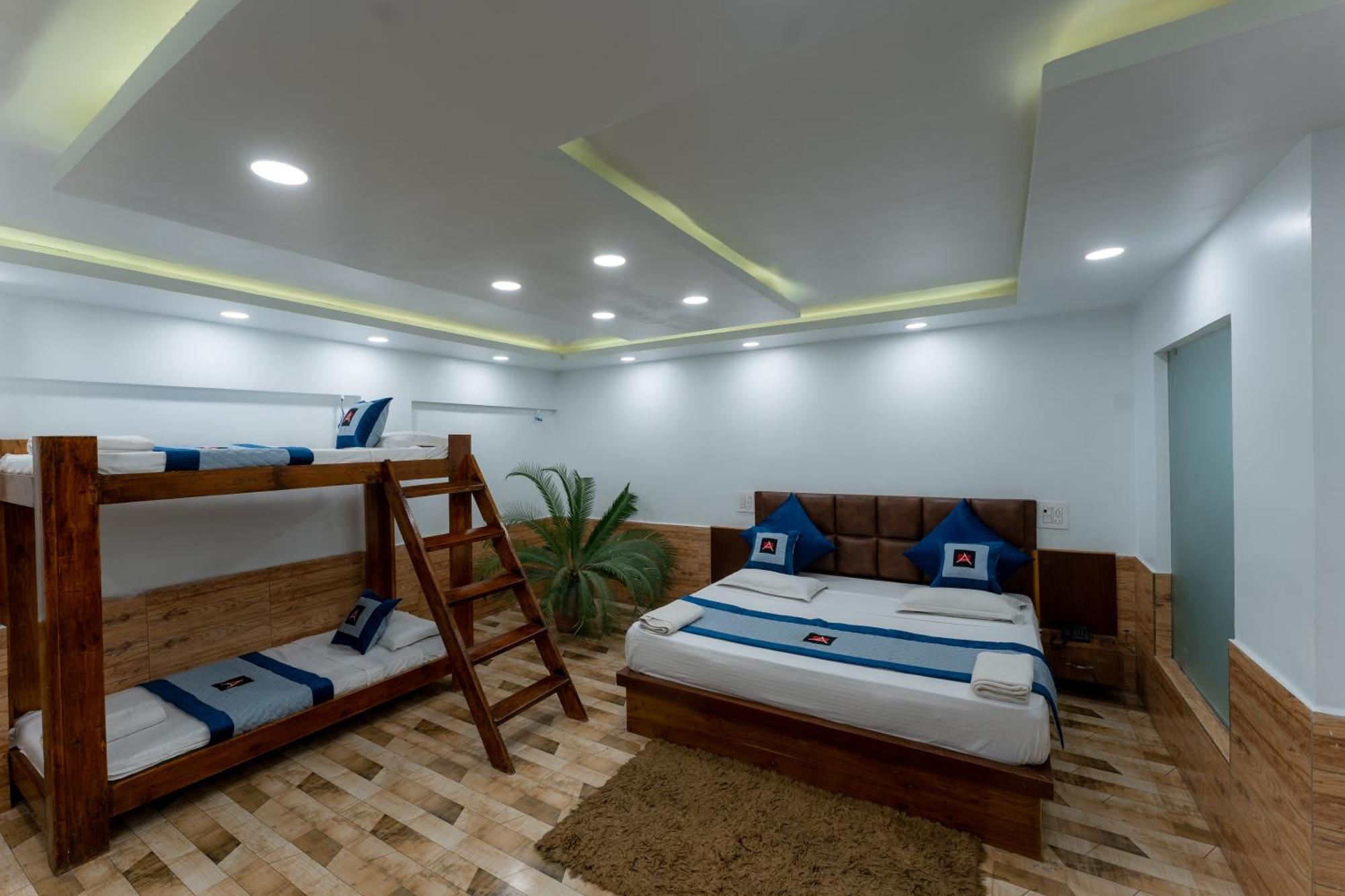 Hotel Hotel Akbar At Dal Lake Ghat Number 1