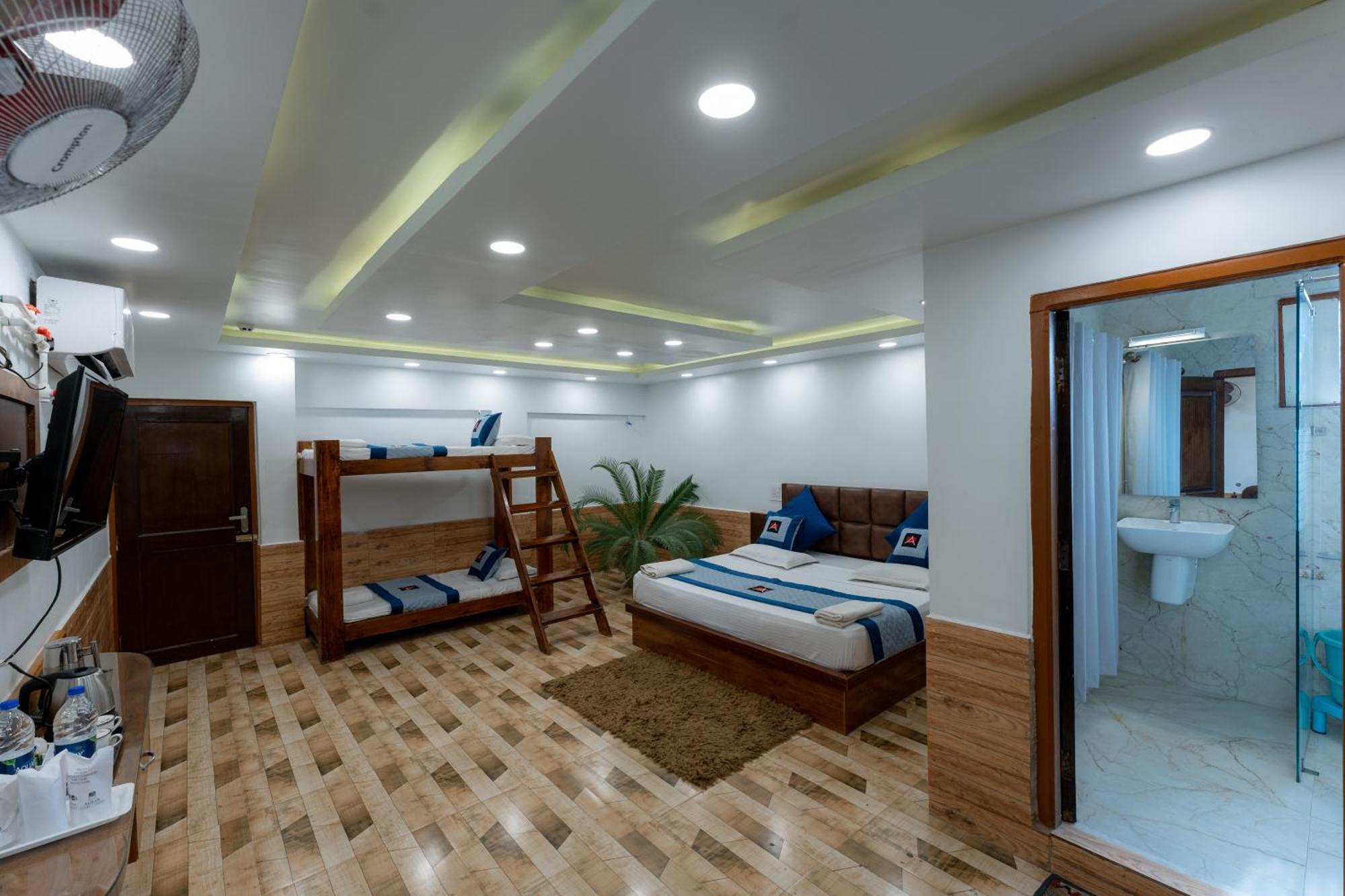Hotel Akbar At Dal Lake Ghat Number 1 Hotel