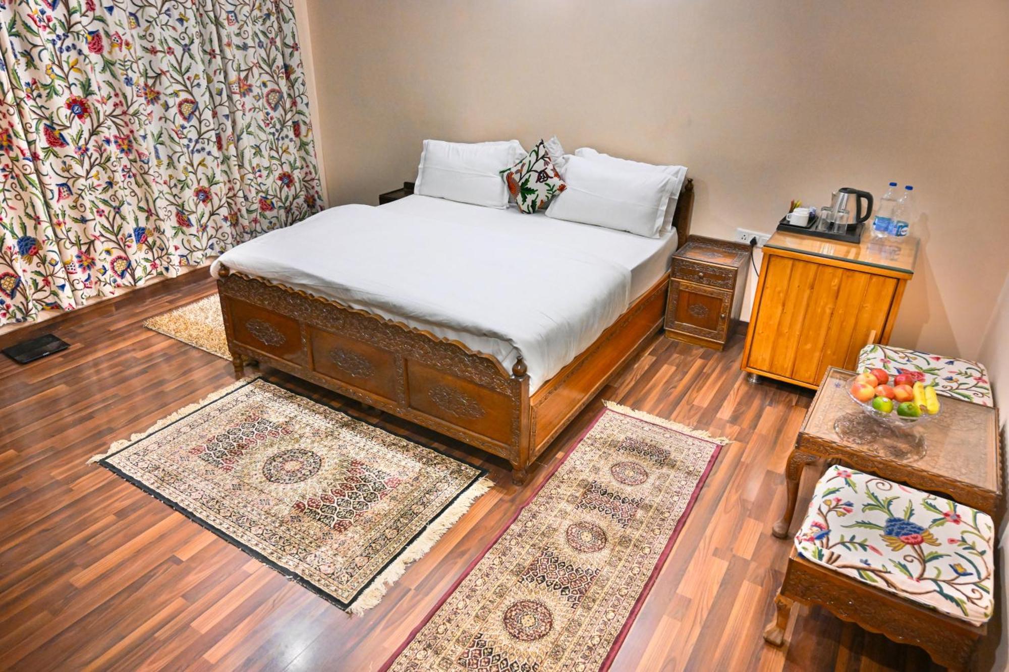 I K Homestay