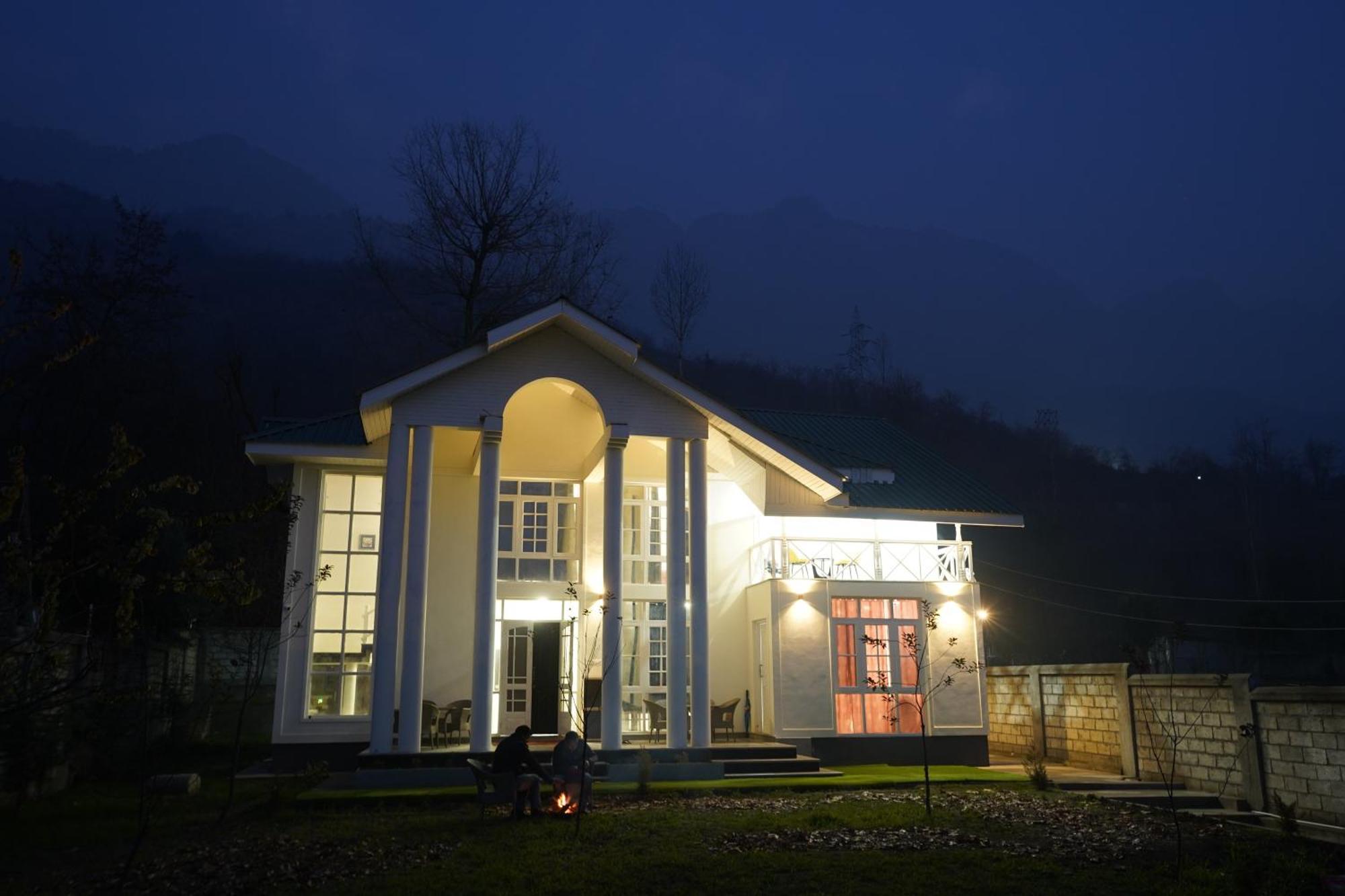 Nature's Edge Nishat Srinagar (Jammu and Kashmir)
