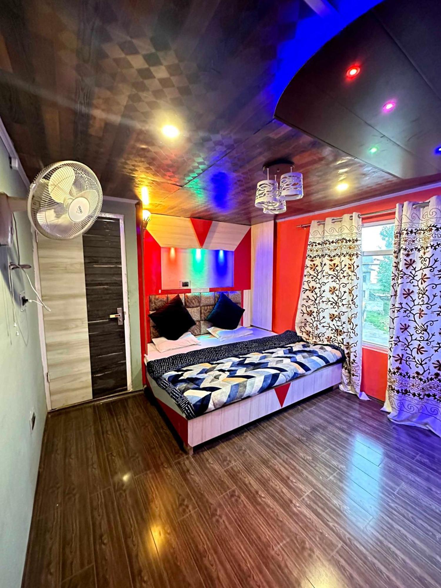O Eco Hotel Srinagar (Jammu and Kashmir)