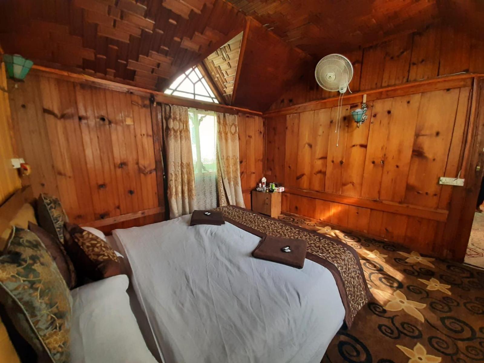 Hb Nancy Group Of Houseboats Resort *
