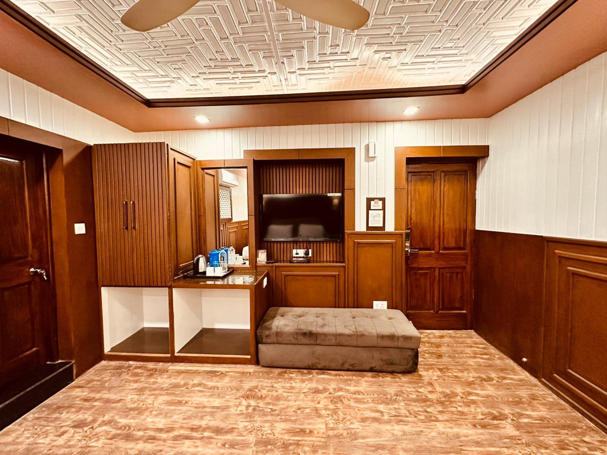 Walisons 3* Srinagar (Jammu and Kashmir)