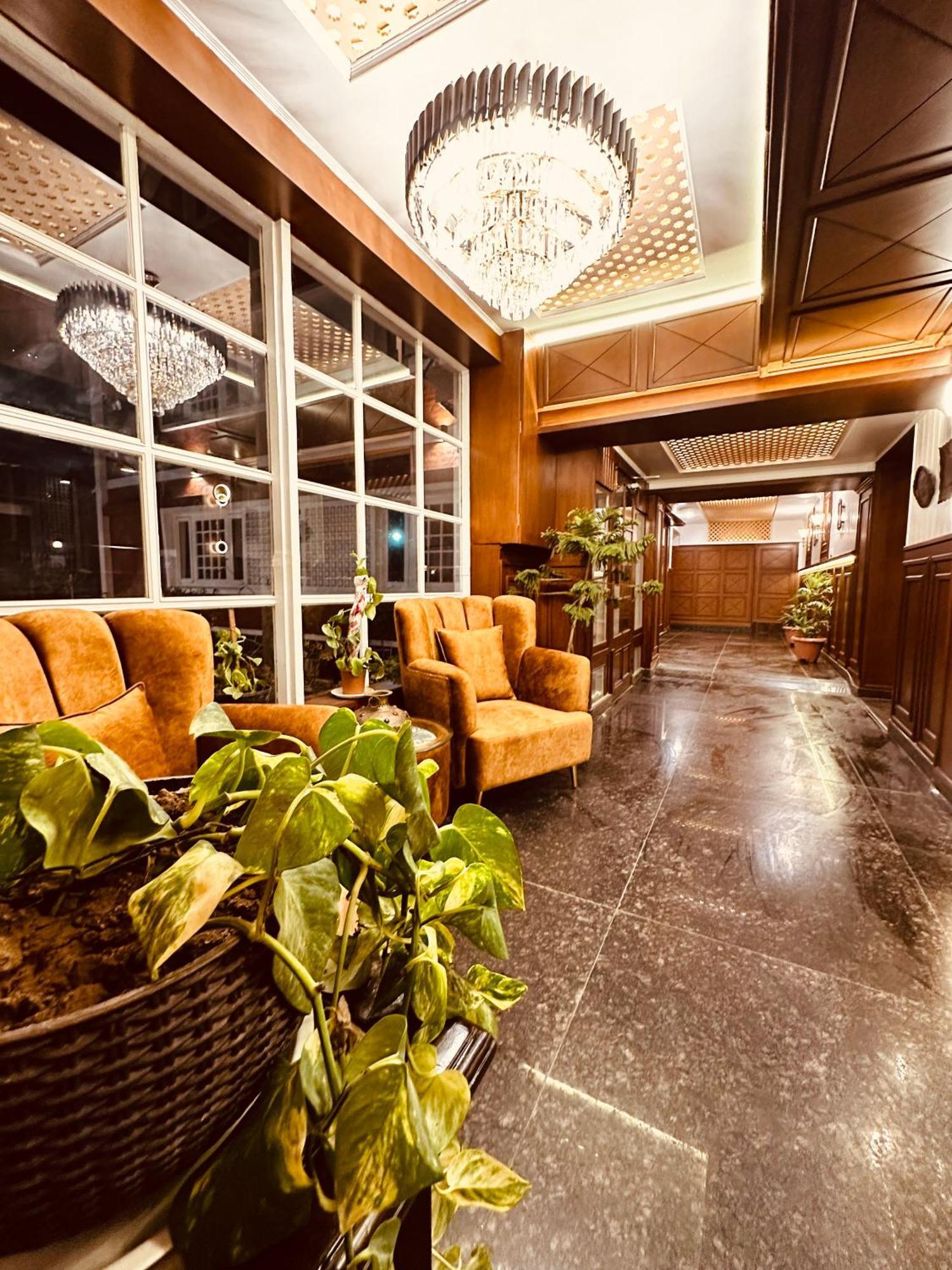Walisons Hotel 3*
