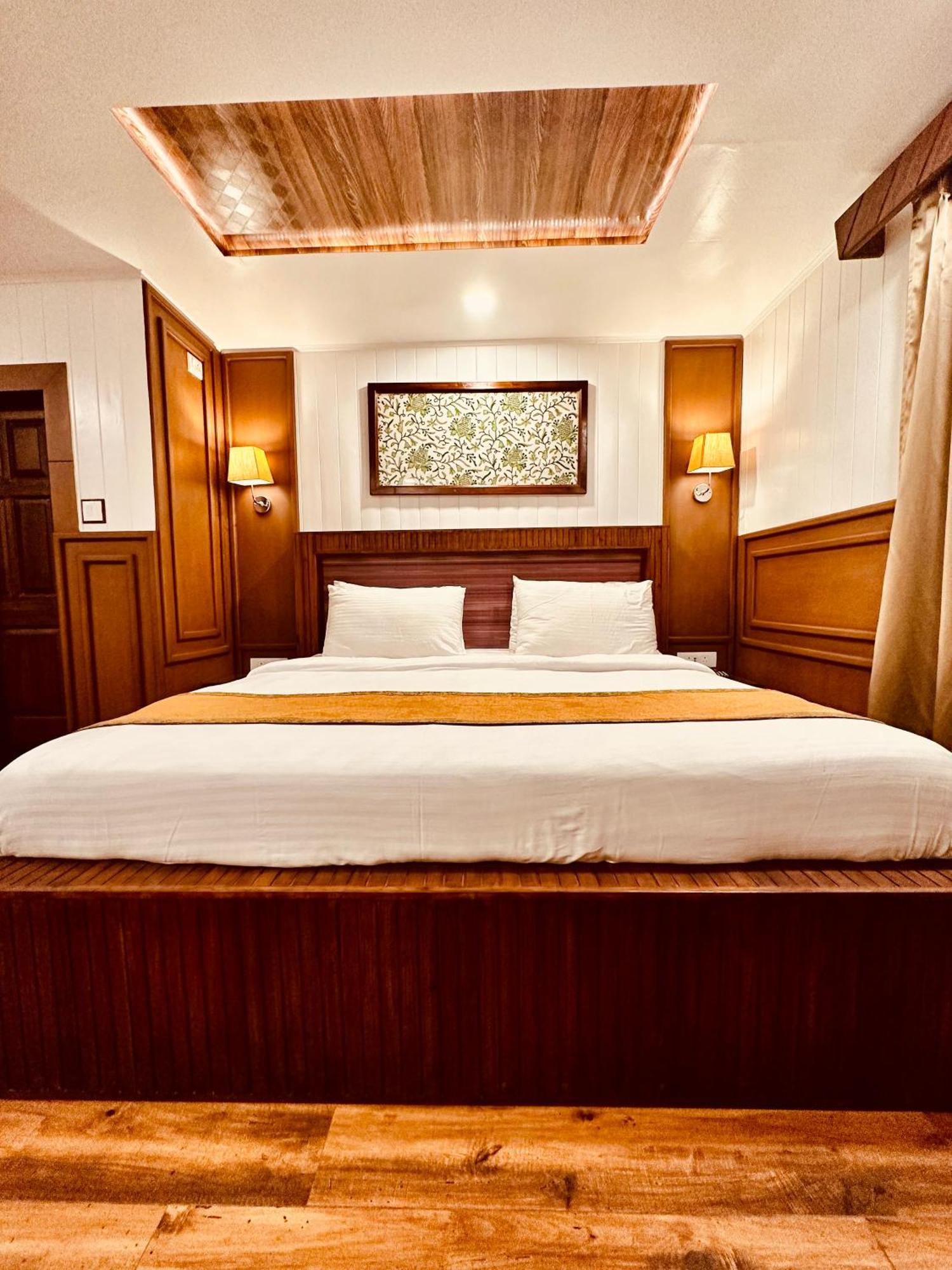 Walisons Hotel