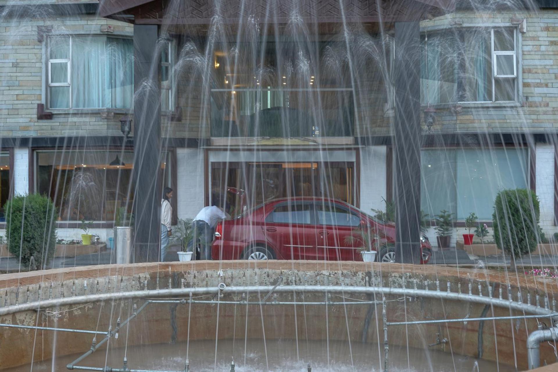 The Countryside Hotel Srinagar (Jammu and Kashmir)