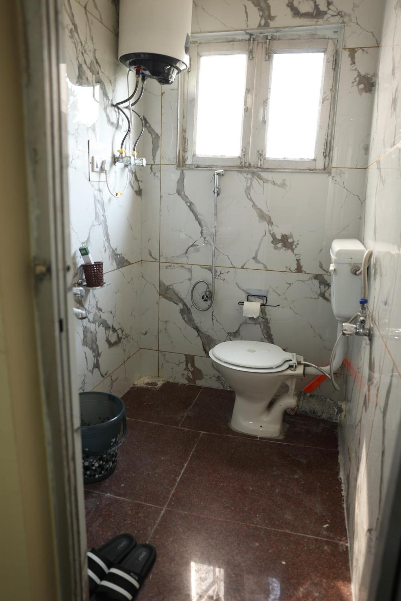 Apartment Khwaab Gah By The Khayabaan-homestay Fully Furnished With Functional Kitchen, Wifi & Parking In Centre Srinagar (Jammu and Kashmir)
