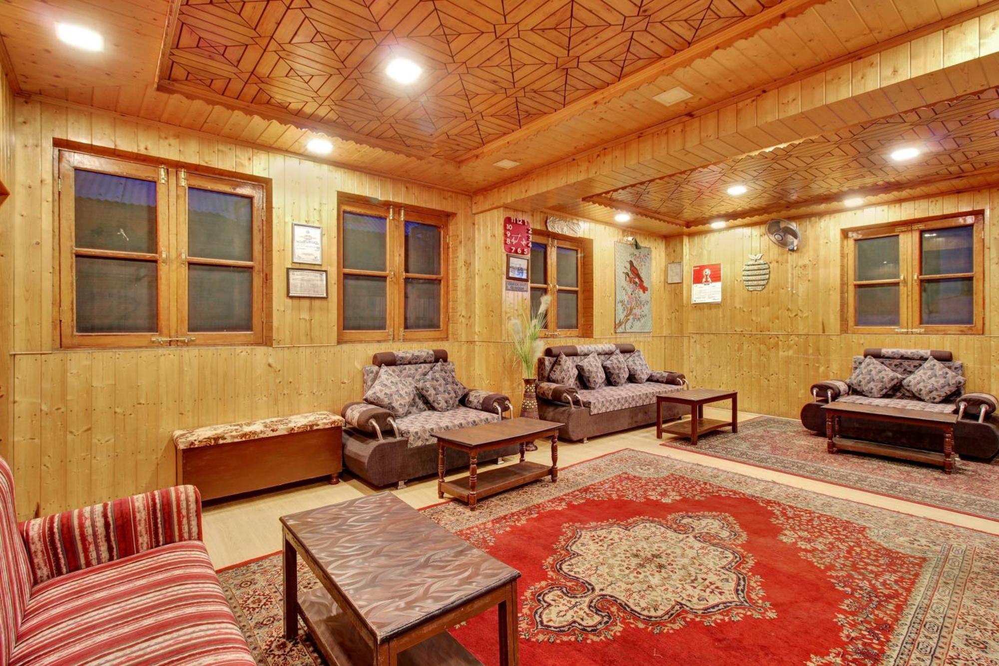Ab-i-hayat Srinagar (Jammu and Kashmir)