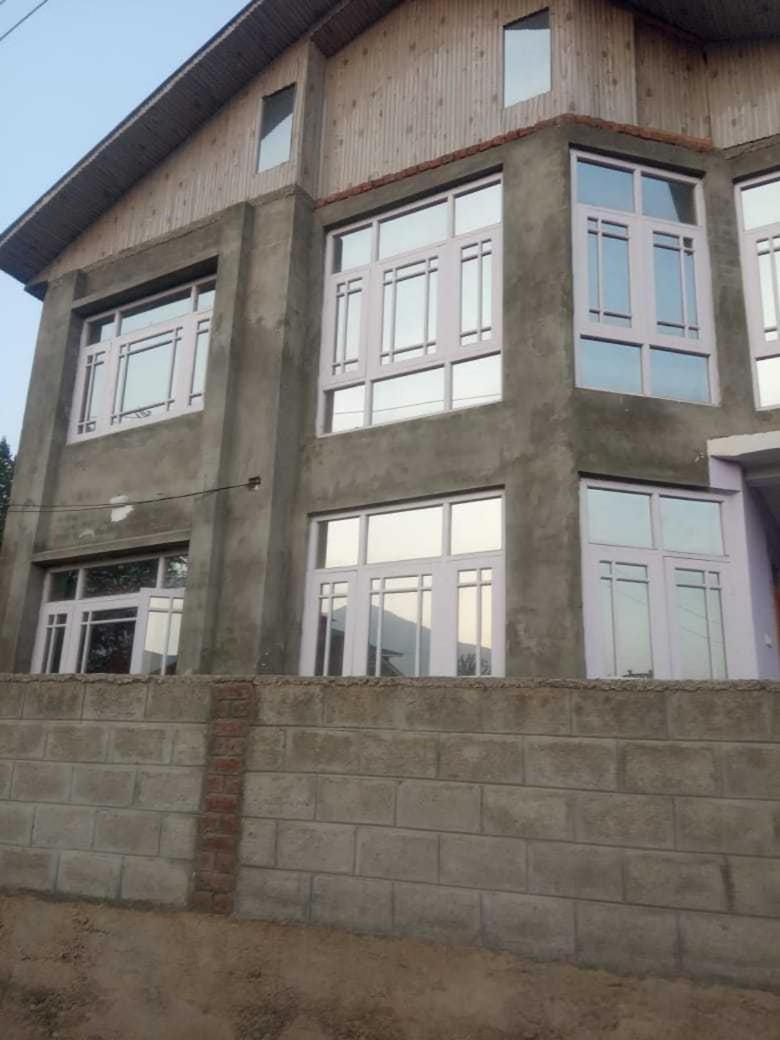 Apartment Oyo Yasmeena