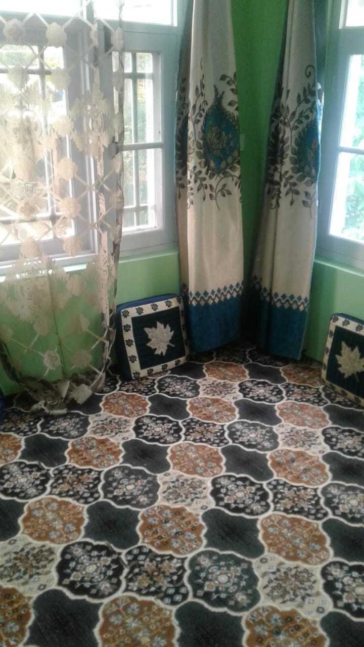 Apartment Oyo Yasmeena *