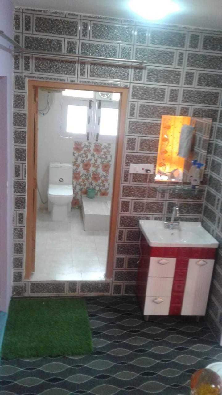 Oyo Yasmeena Apartment *