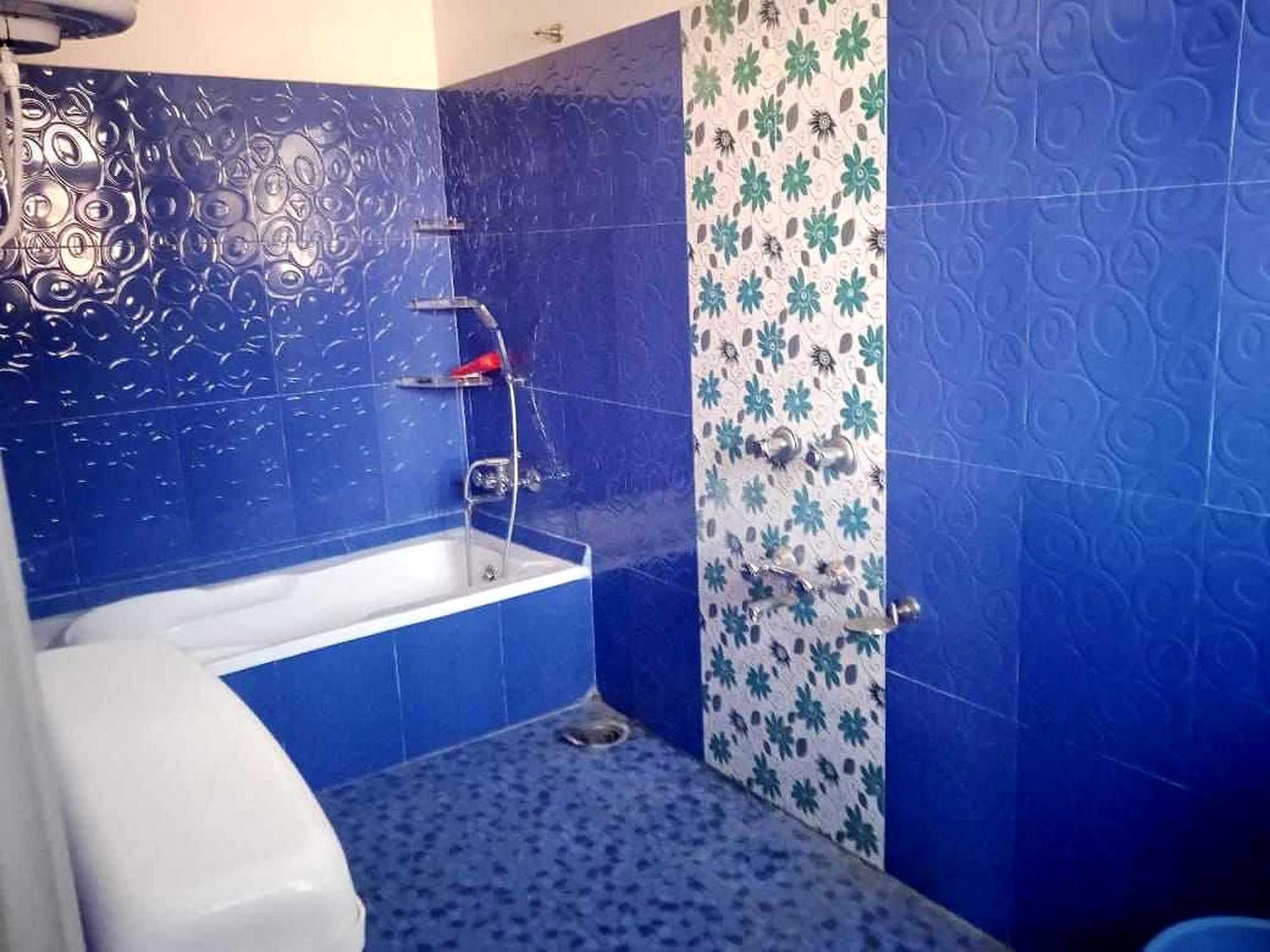 Hotel O Marigold Srinagar (Jammu and Kashmir)