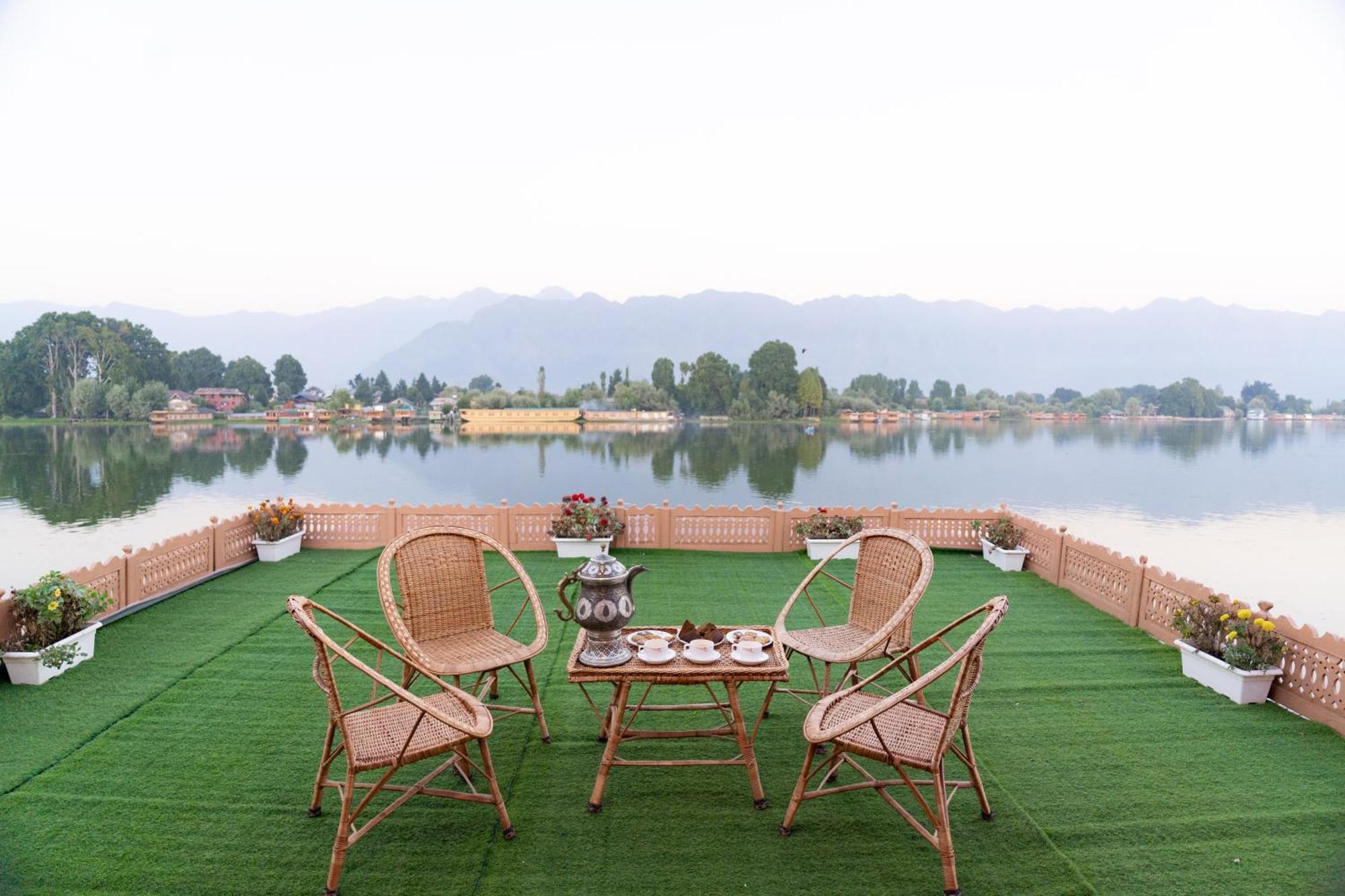 Wangnoo Heritage Houseboats Srinagar (Jammu and Kashmir)