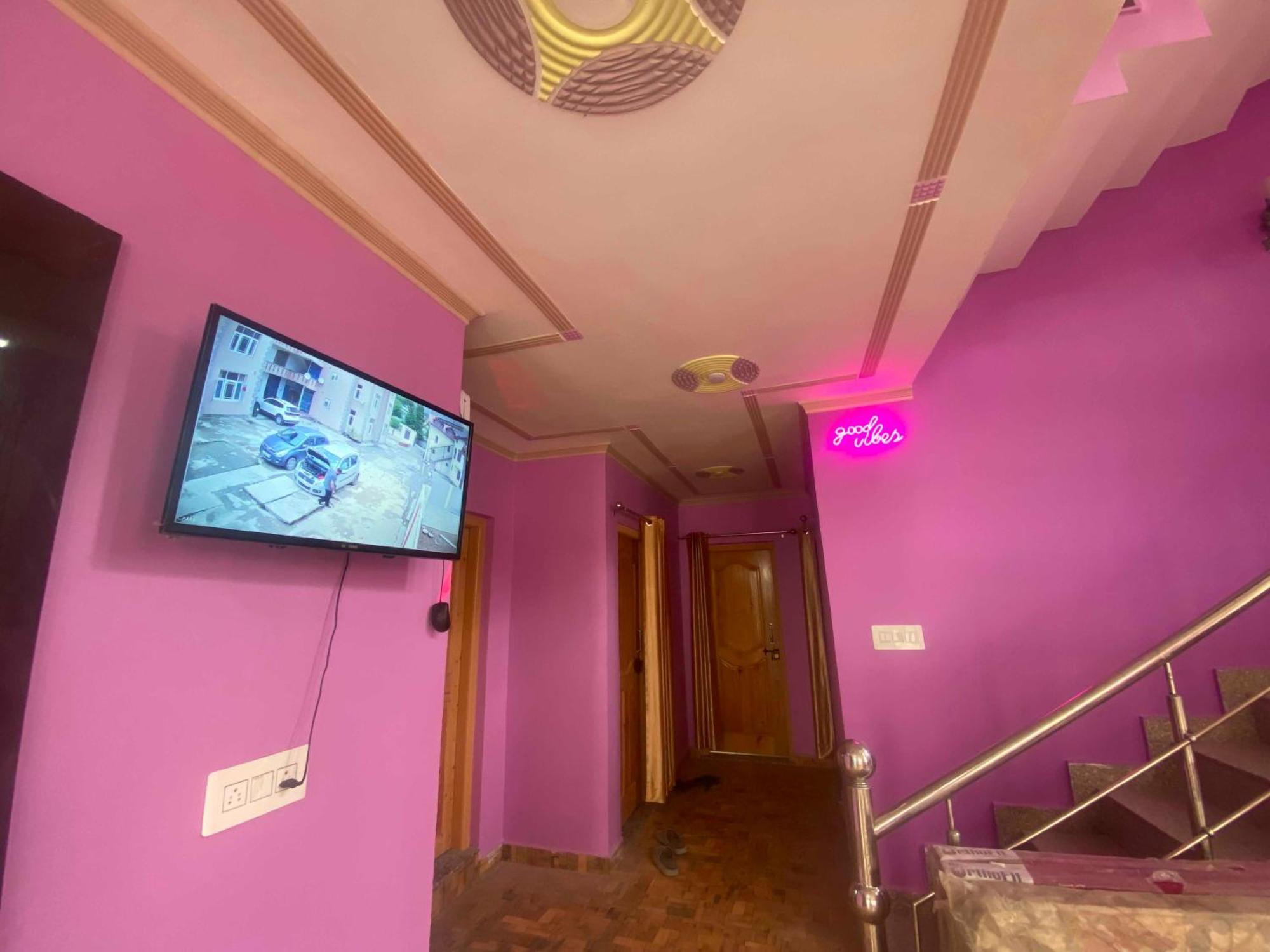 Hotel Oyo 81382 Penthouse 3*