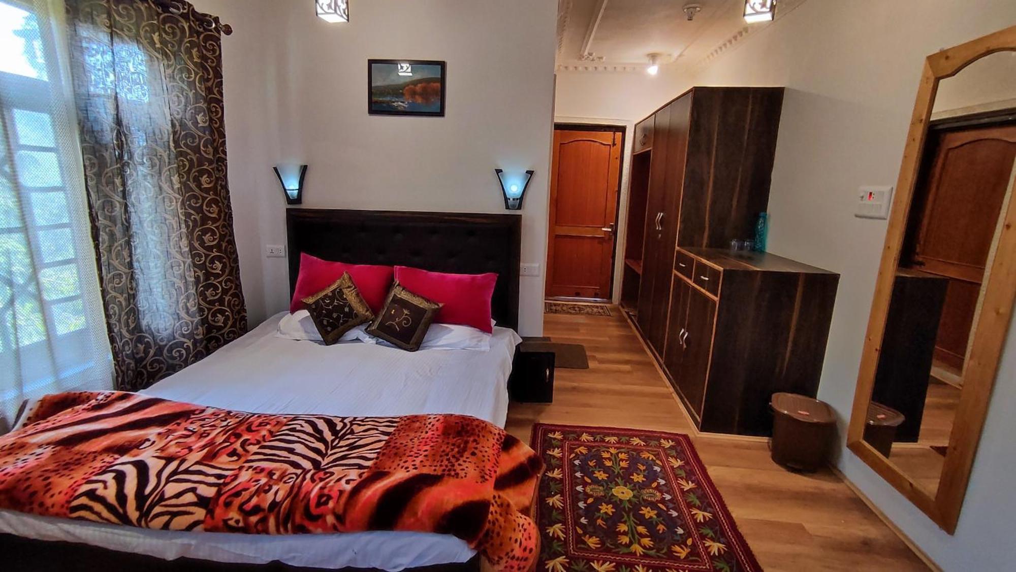 Cherrytree Homestay *