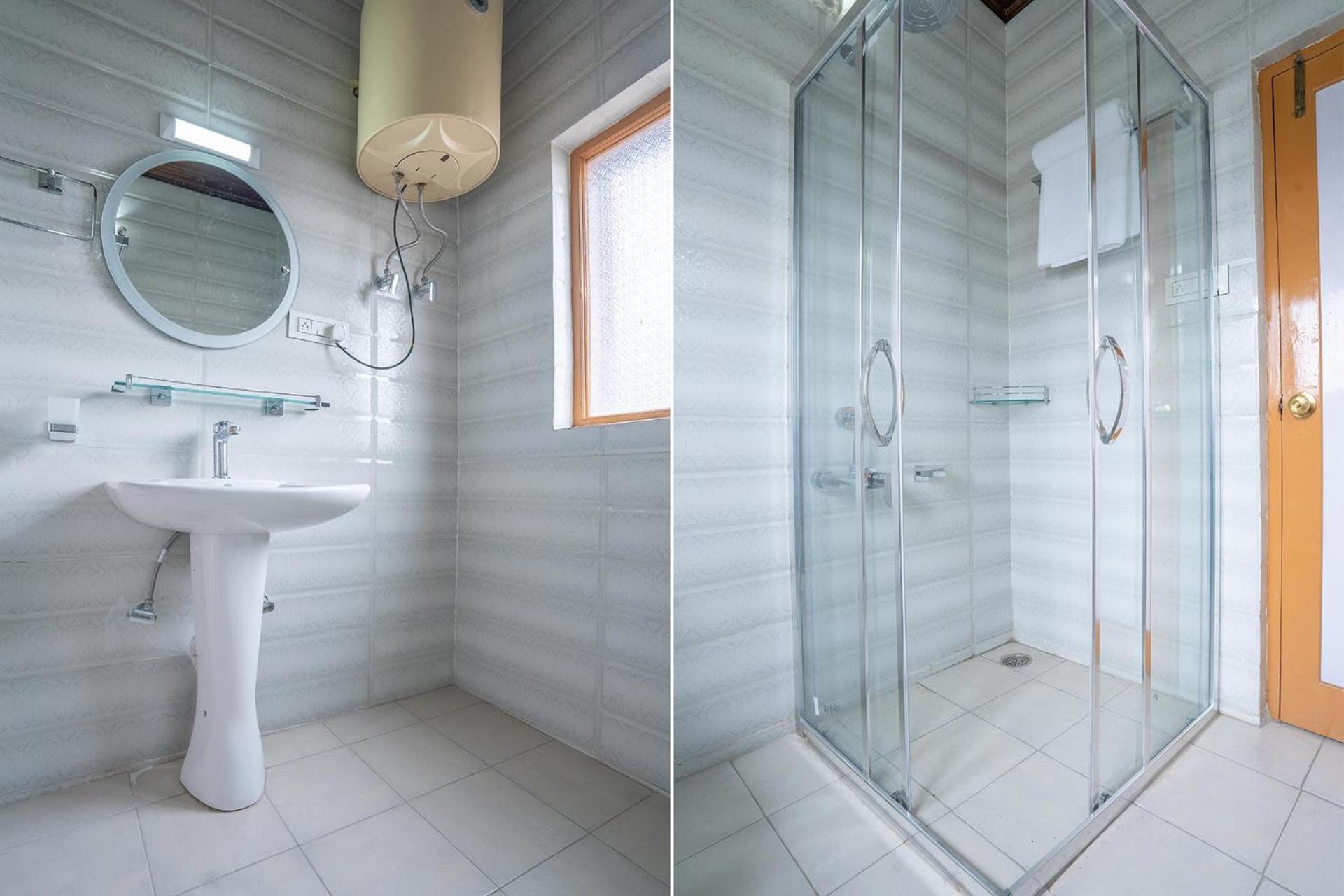 Stayvista At Pinewood - Pet Friendly With Lawn & Pool Table Villa *