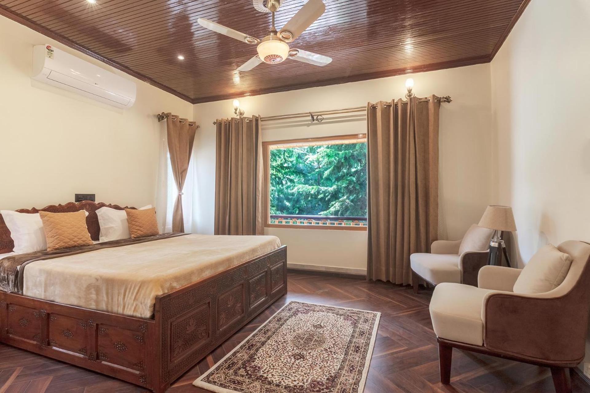Stayvista At Pinewood - Pet Friendly With Lawn & Pool Table Villa Srinagar (Jammu and Kashmir)