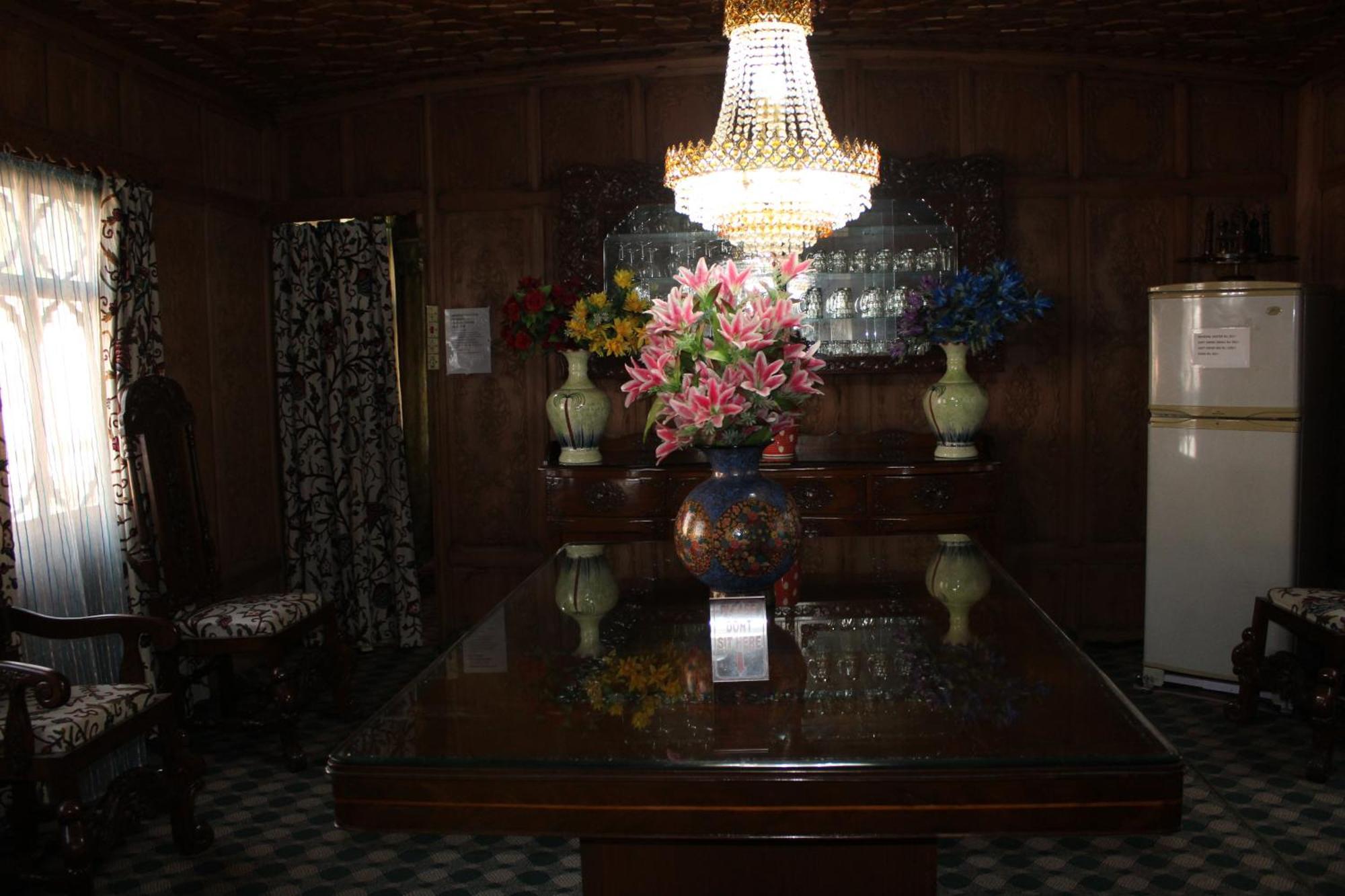 Swan Heritage Houseboats Srinagar (Jammu and Kashmir)