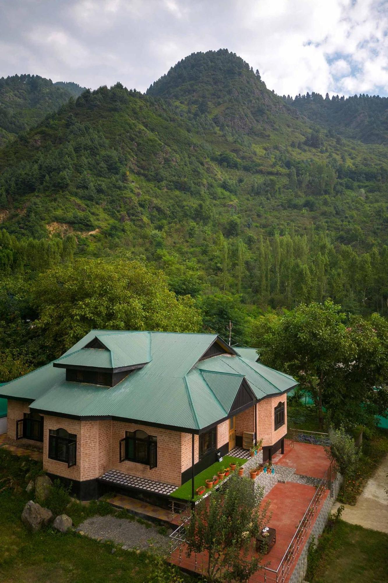 Stayvista At Lakeshore Bliss *