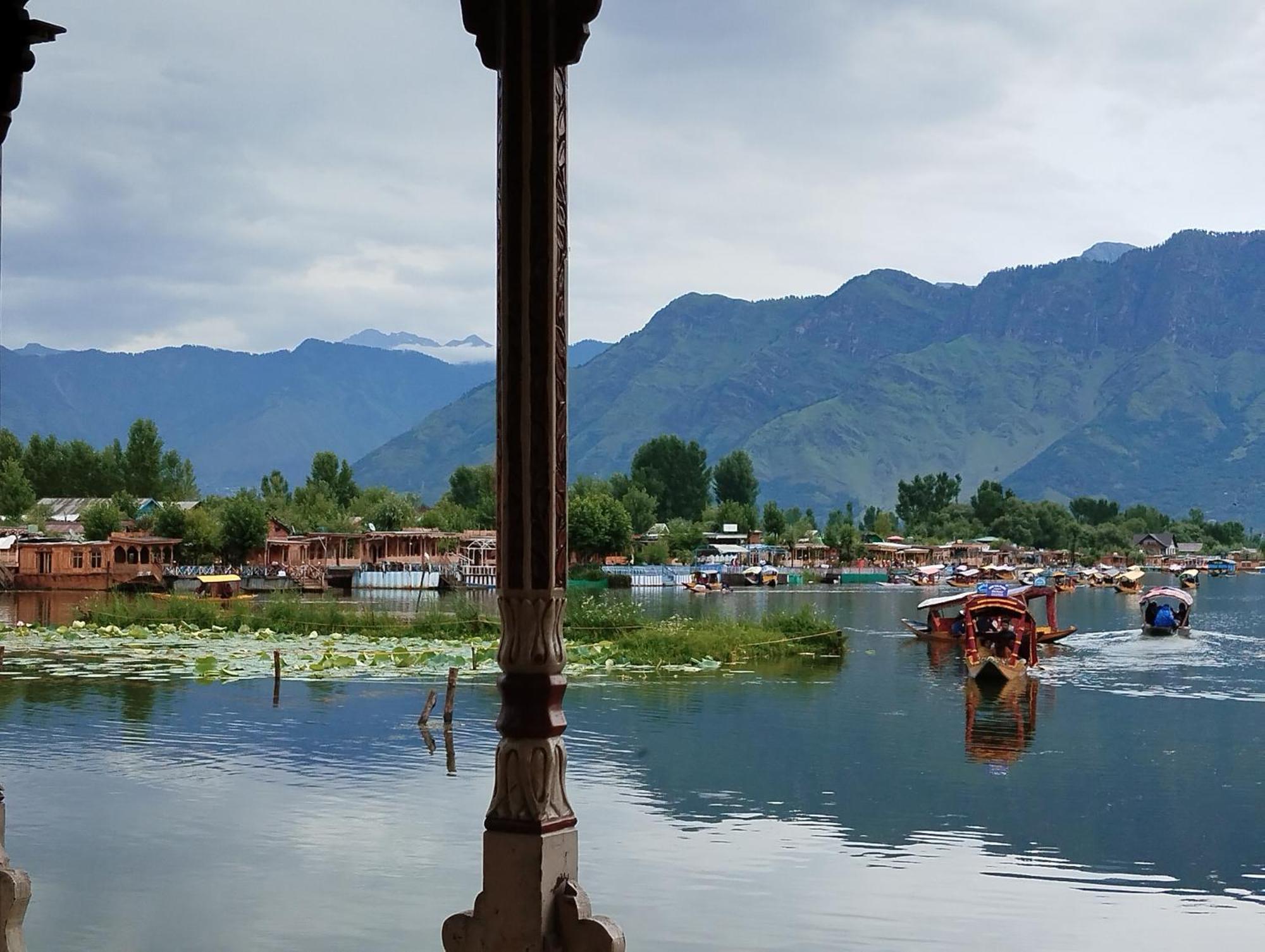 The Bombay Heritage Group Of House Boat 4*