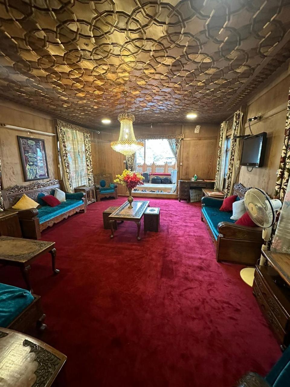 Bed & Breakfast Nazneen Group Of Houseboats Srinagar (Jammu and Kashmir)