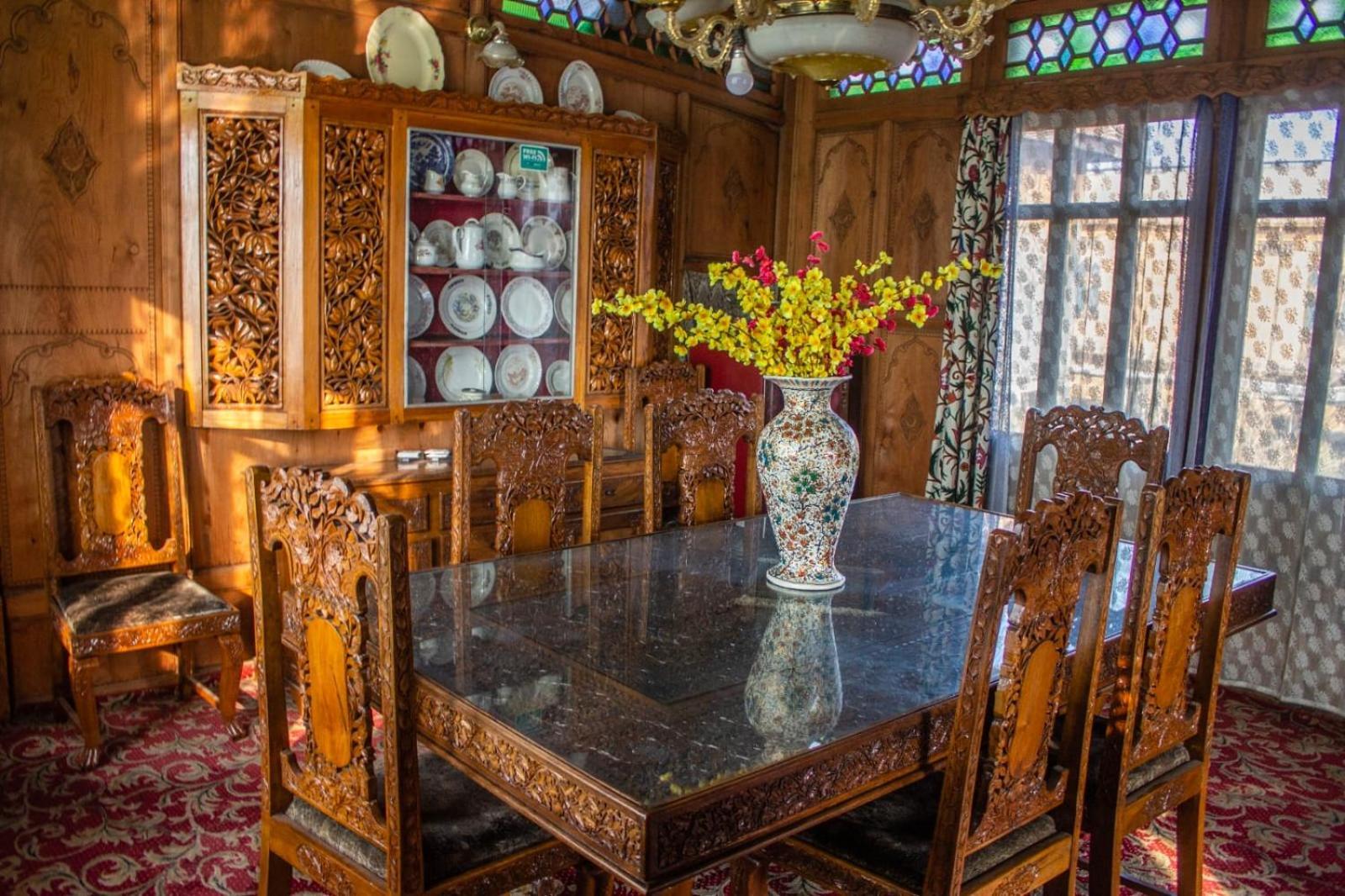 Bed & Breakfast House Boat New Manora Srinagar (Jammu and Kashmir)