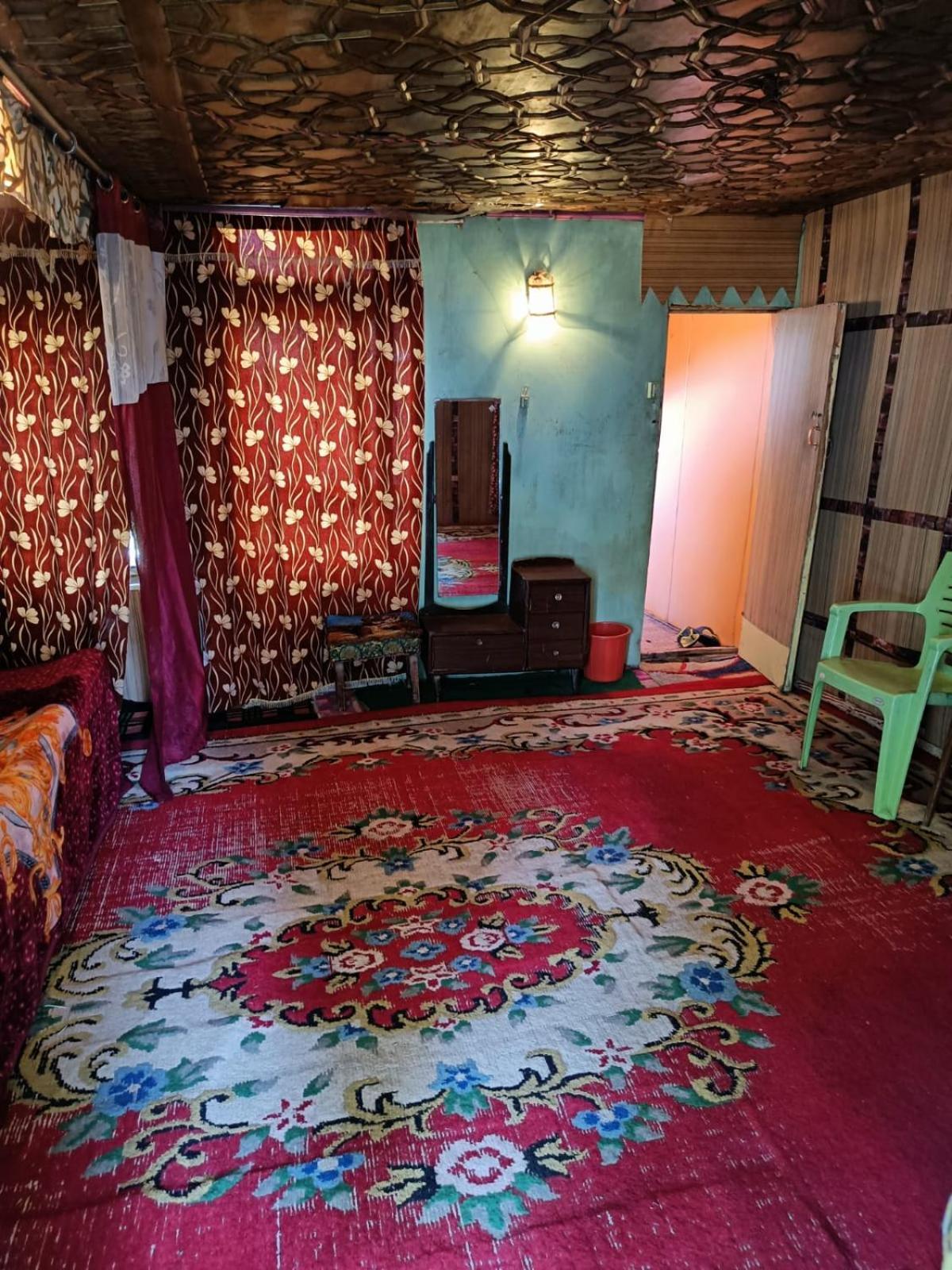 Homestay Island
