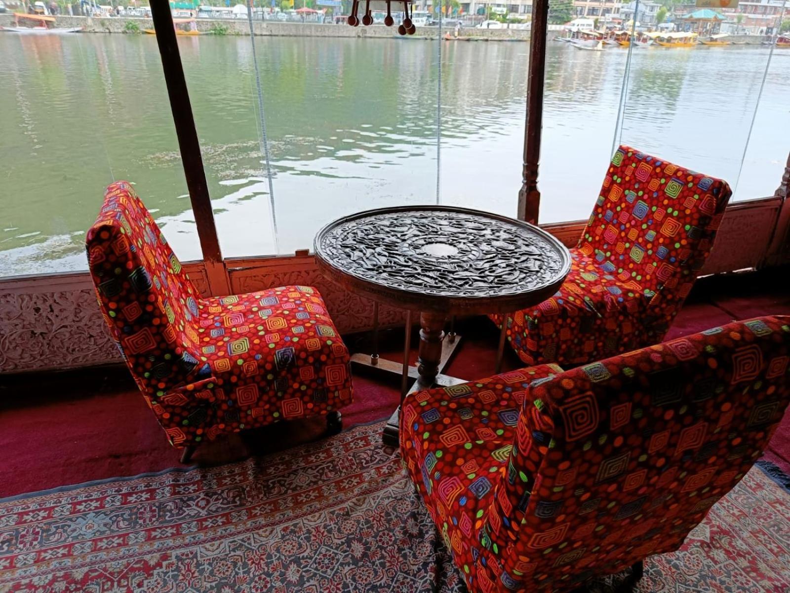 Island Homestay