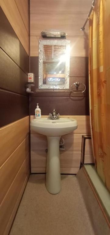 Botel Houseboat New Suzan 4*